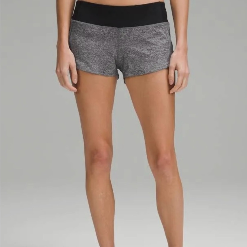 Lululemon Speed Up Shorts 2.5 Inch